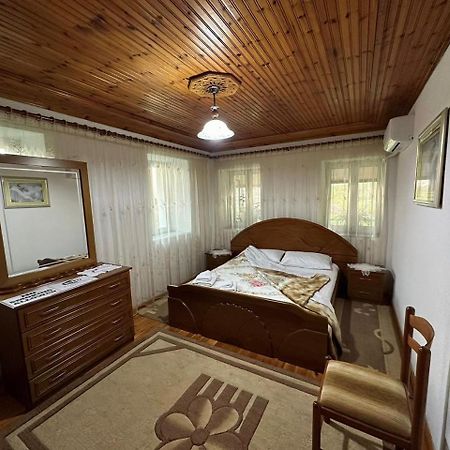 Geri Guesthouse Gjirokastër Eksteriør bilde