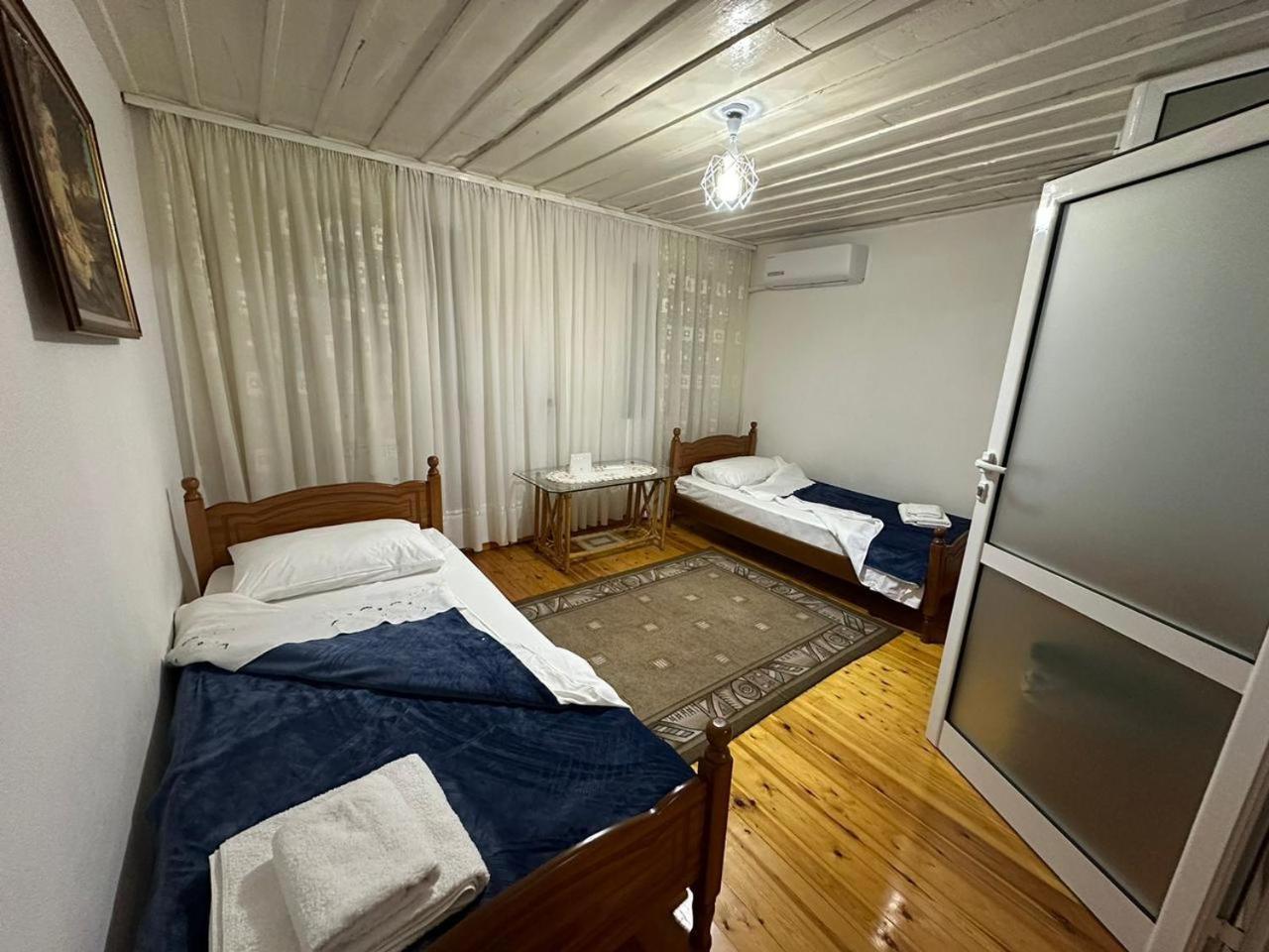 Geri Guesthouse Gjirokastër Eksteriør bilde